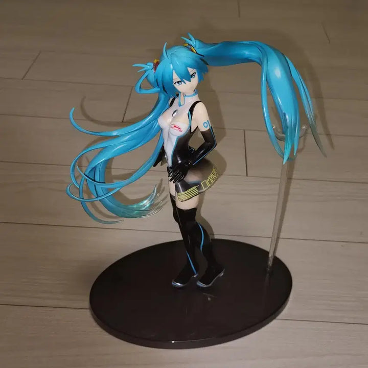 [BUNJANG] Good Smile Racing Hatsune Miku 2011 Racing Figure / 굿스마일 하츠네 미쿠 2011 레이싱 피규어