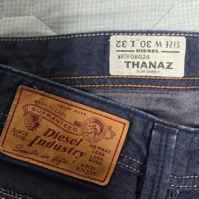 [BUNJANG] Diesel THANAZ Slim Skinny Jeans W30 / 디젤 THANAZ 슬림 스키니 청바지 W30