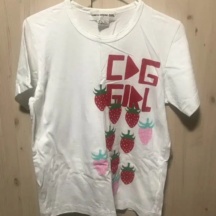 [BUNJANG] Comme des Garçons Brett Westphal Strawberry Short Sleeve T-Shirt / 꼼데걸 브렛웨스트폴 스트로베리 반팔