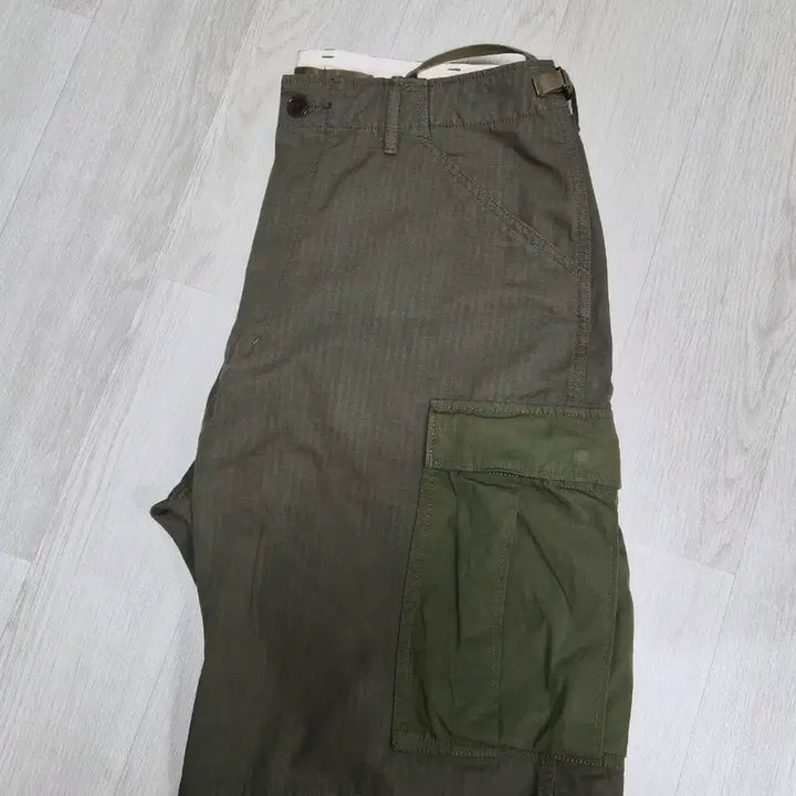 [BUNJANG] nanamica Cargo Shorts / 나나미카 카고 쇼츠