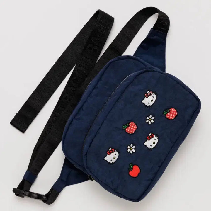 [BUNJANG] BAGGU Embroidered Hello Kitty Fanny Pack / BAGGU 바쿠 패니 팩 임브로이더드 자수 헬로키티