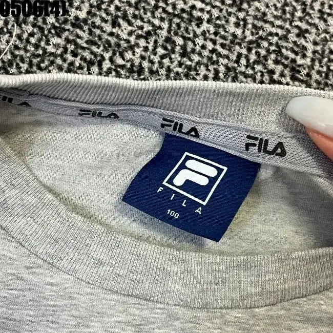 [BUNJANG] FILA Logo Short Sleeve T-Shirt Gray Size 100 / 100 휠라 FILA 로고 반팔 티셔츠 회색 0506(4)