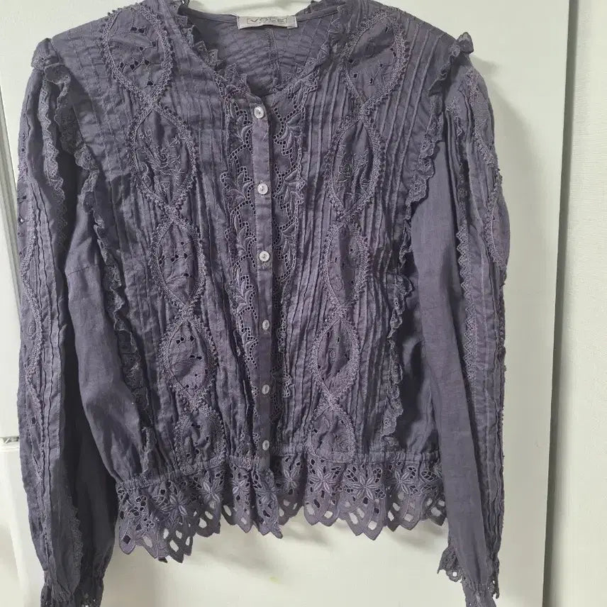 [BUNJANG] Purple Lace Blouse / 섬세한 레이스 블라우스 보라색