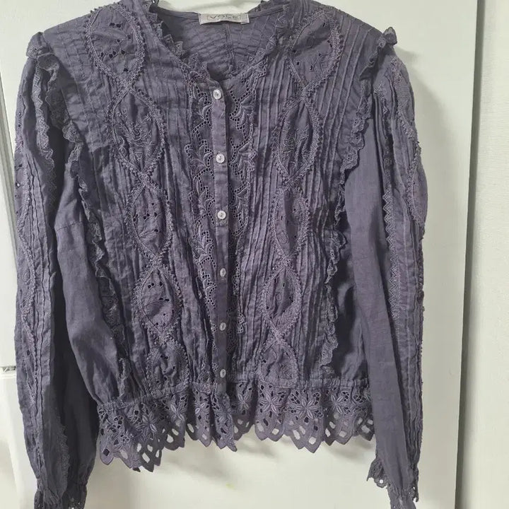 [BUNJANG] Purple Lace Blouse / 섬세한 레이스 블라우스 보라색