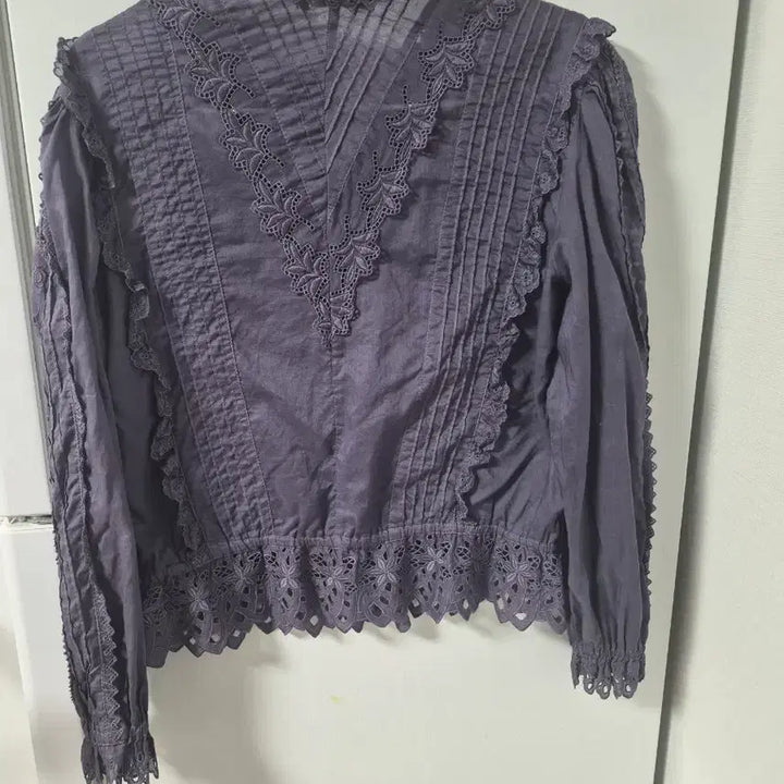 [BUNJANG] Purple Lace Blouse / 섬세한 레이스 블라우스 보라색