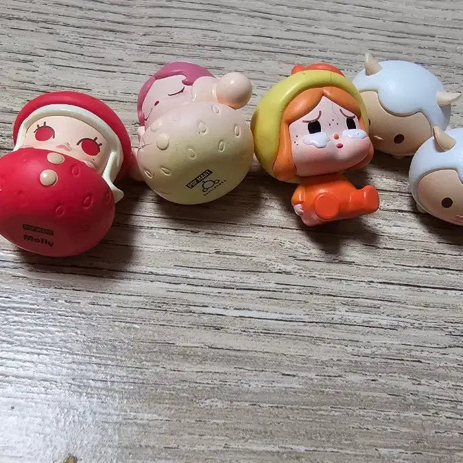[BUNJANG] Pop Mart Official Mini Figure Pop Bean Doll Figure Set / 팝마트 정품 미니 피규어 팝빈 인형 피규어 세트