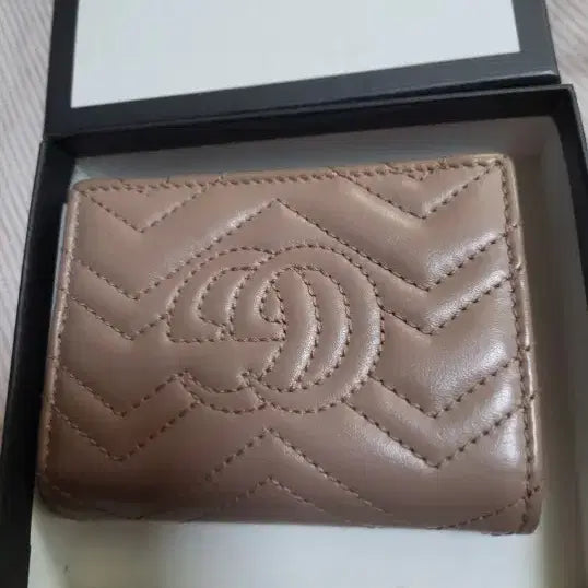 [BUNJANG] Gucci Marmont Bi-Fold Wallet Beige / 구찌 마몬트 반지갑 베이지색