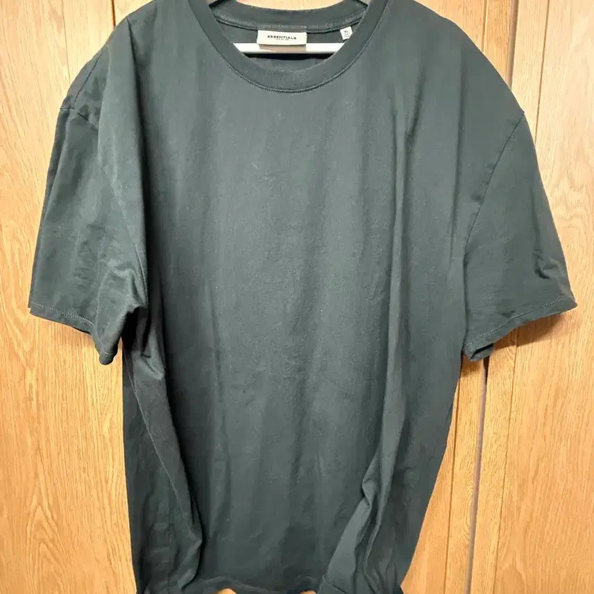 [BUNJANG] Fear of God Essentials Black Short Sleeve T-Shirt XL / [XL] 에센셜 피어오브갓 블랙 반팔 티셔츠