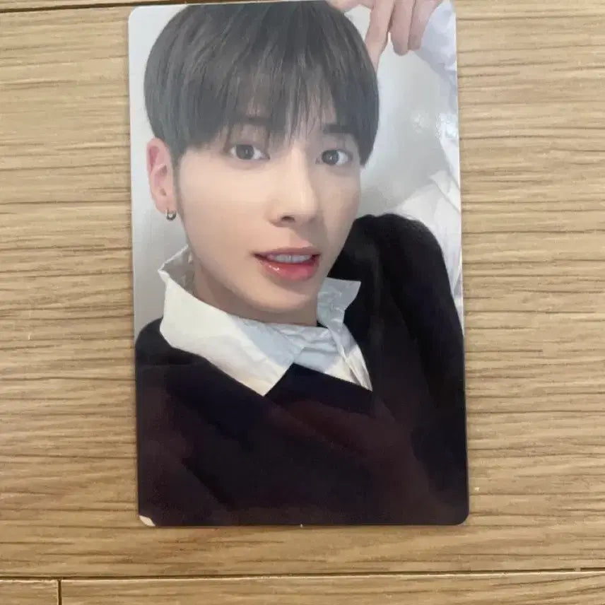 [BUNJANG] TXT Taehyun Survey Photocard / 투바투 태현 설문조사 포카 양도합니다 수빈연준범규태현휴닝카이