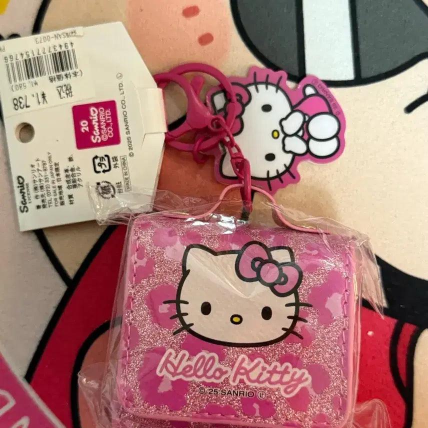 [BUNJANG] Sanrio Hello Kitty Airpods Pouch / (정품) 헬로키티 에어팟 파우치