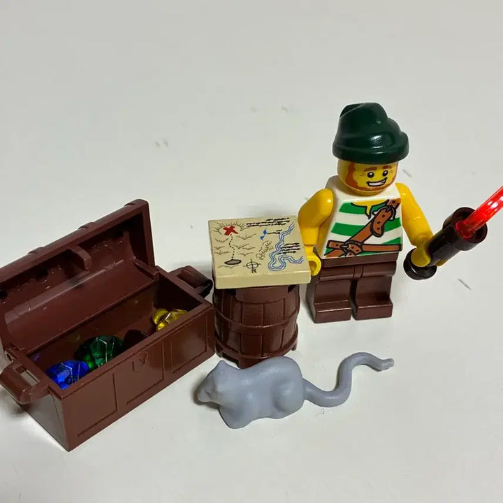 [BUNJANG] LEGO Pirates Treasure Chest Minifigure Set / 레고 해적 제국군 미니피규어 2기 세트