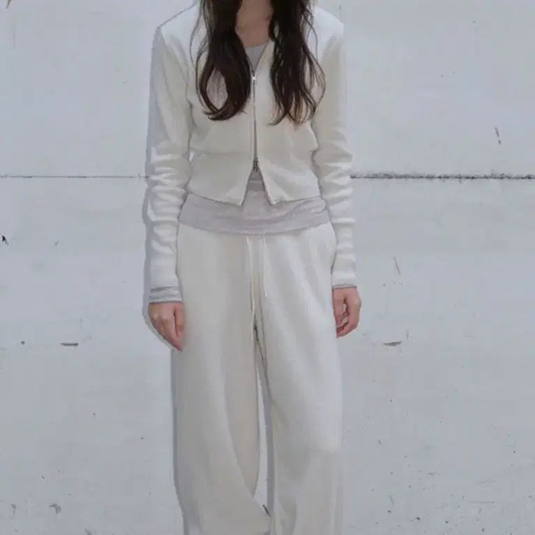 [BUNJANG] Lilycotts Breeze Hood Zip-up Hoodie and Pants Set / Lilycotts 릴리코츠 브리즈 후드집업 팬츠 일괄