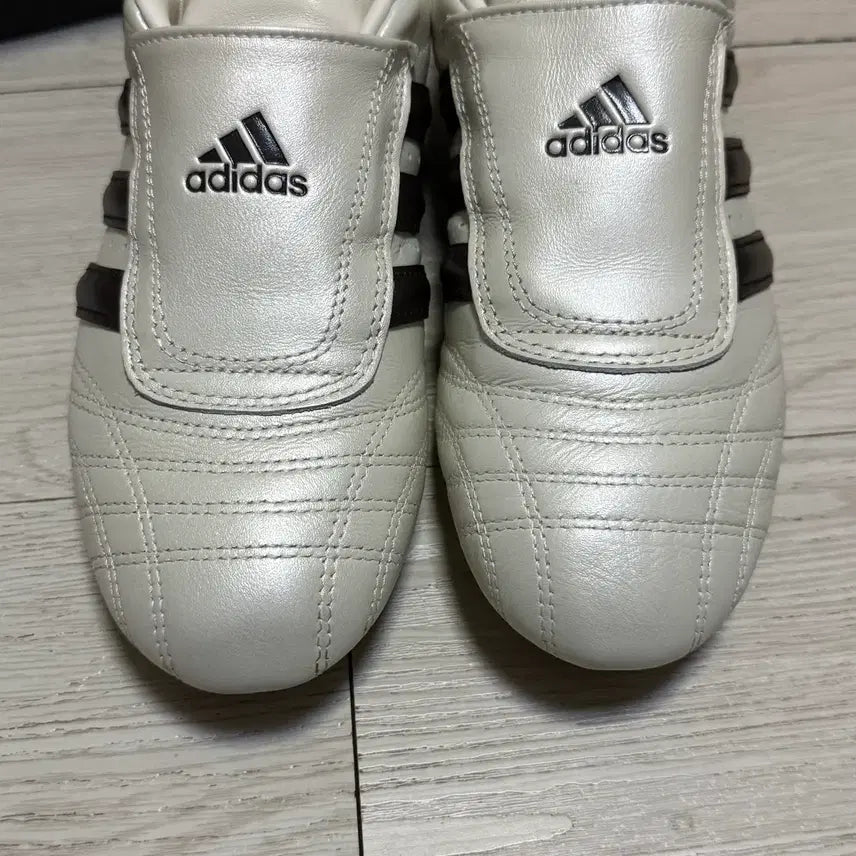 [BUNJANG] Adidas Taekwondo Off White Brown Shoes 230 / 아디다스 태권도 오프화이트 브라운 230