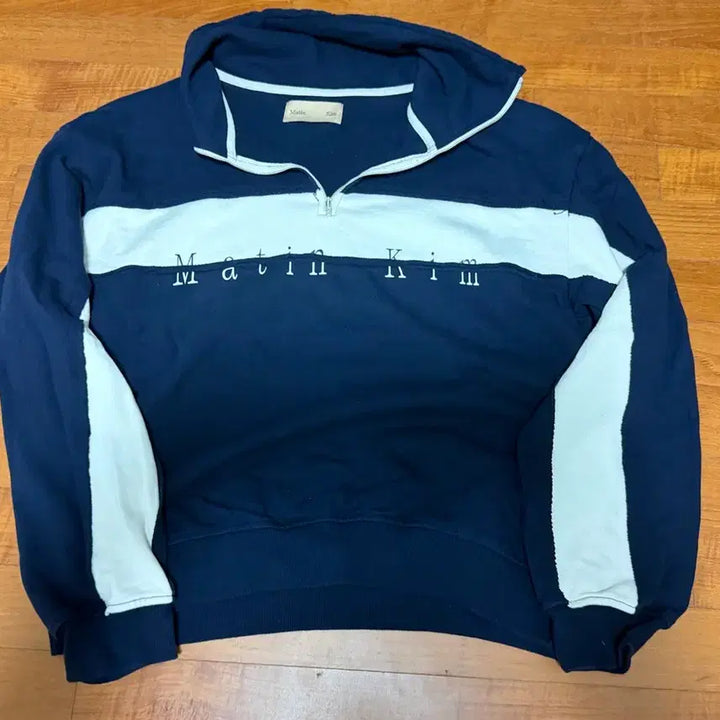 [BUNJANG] Matinkim Half-Zip Sweatshirt Navy L / 마뗑킴 하프집업 스웻셔츠 (네이비 L)