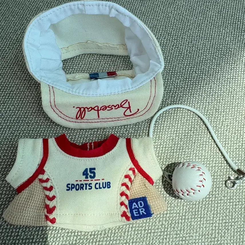 [BUNJANG] Pop Mart Little Star 13cm Doll Baseball Outfit Set / 팝마트 작은별 13센치인형 야구옷세트 퀄리티좋음