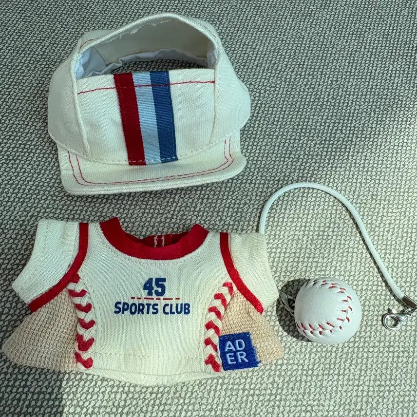 [BUNJANG] Pop Mart Little Star 13cm Doll Baseball Outfit Set / 팝마트 작은별 13센치인형 야구옷세트 퀄리티좋음