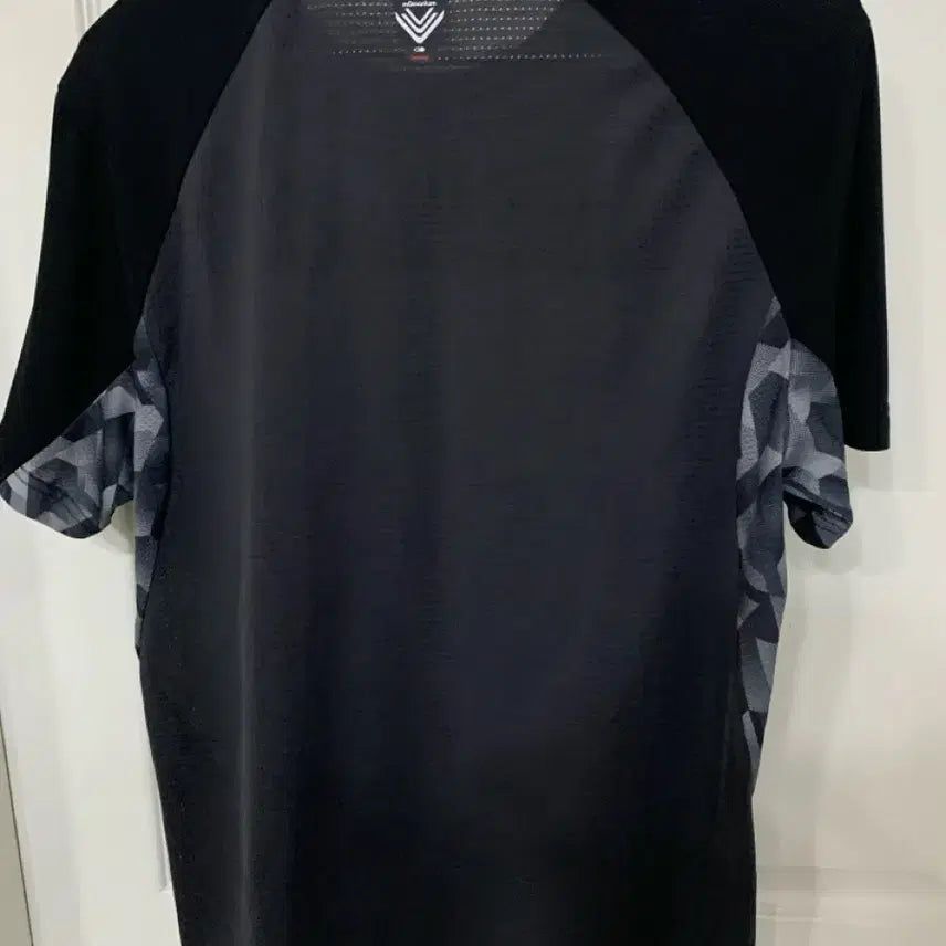 [BUNJANG] Eider Short-Sleeve T-Shirt Size 95 / 아이더 반팔티 95