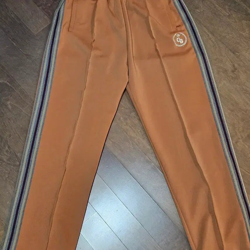 [BUNJANG] Chadprom Track Pants (L) / 채드프롬 트랙팬츠 L사이즈