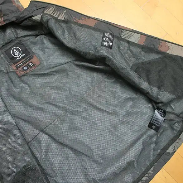 [BUNJANG] Volcom Windbreaker Hoodie / VOLCOM 볼컴 바람막이 후드 M / JK_8773