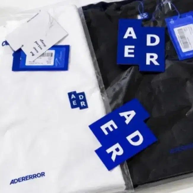 [BUNJANG] Ader Error Black/White Short Sleeve T-Shirt (Sealed) / 특가*아더에러 반팔 티셔츠 화이트/블랙 시그니피컨트 티셔츠
