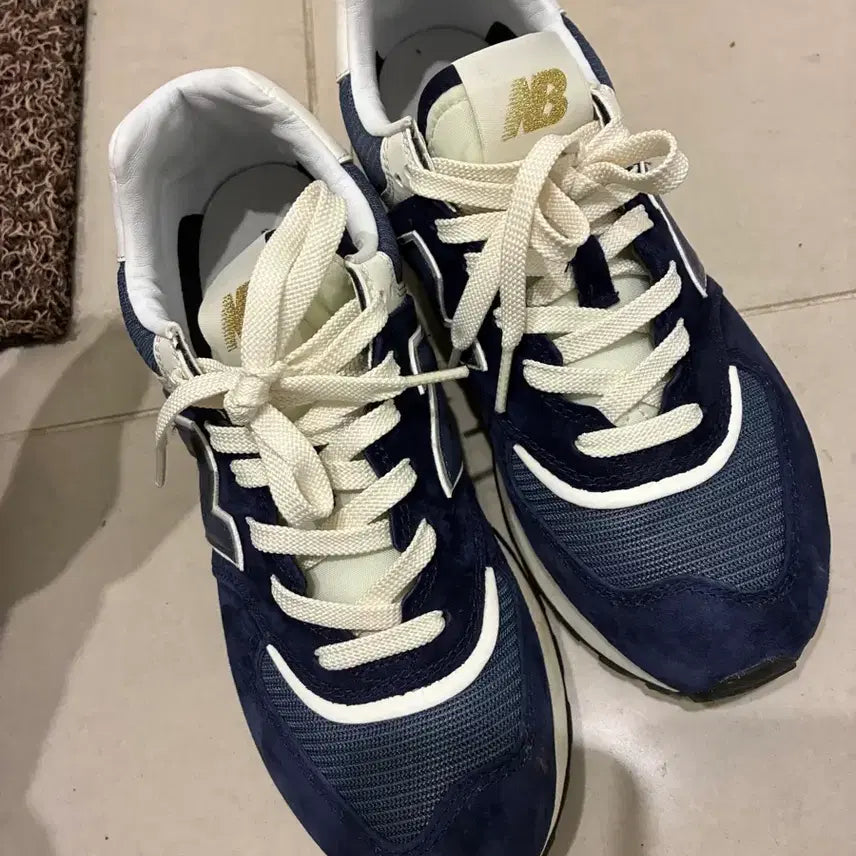 [BUNJANG] New Balance 574 Navy Sneakers - Size 250 / 뉴발란스 574 네이비 250