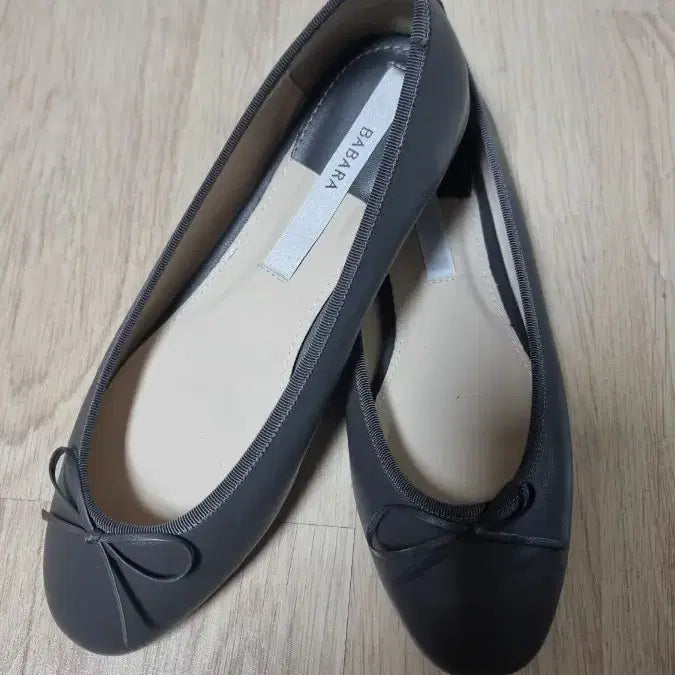 [BUNJANG] Barbara Ribbon Flat Shoes - Gray / 바바라 리본 플랫 슈즈 그레이