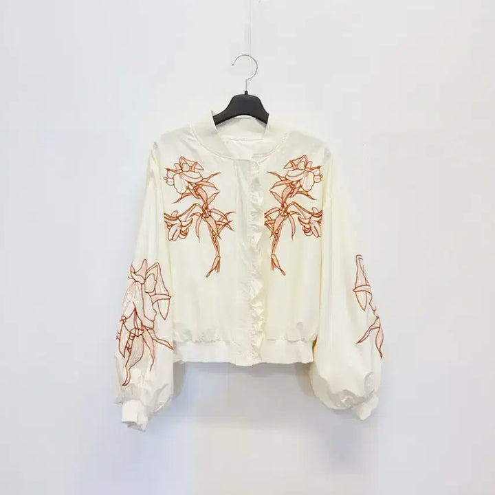 [BUNJANG] Frill Embroidered Puff Zip-Up Jumper / 프릴 자수 퍼프 집업 점퍼