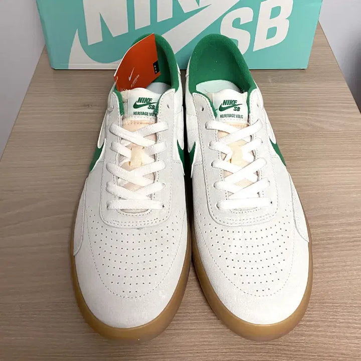 [BUNJANG] Nike SB Dunk Low Heritage Vulc Sneakers / (새제품) 나이키 SB 270,280mm 스니커즈 매장구매 나이키 SB