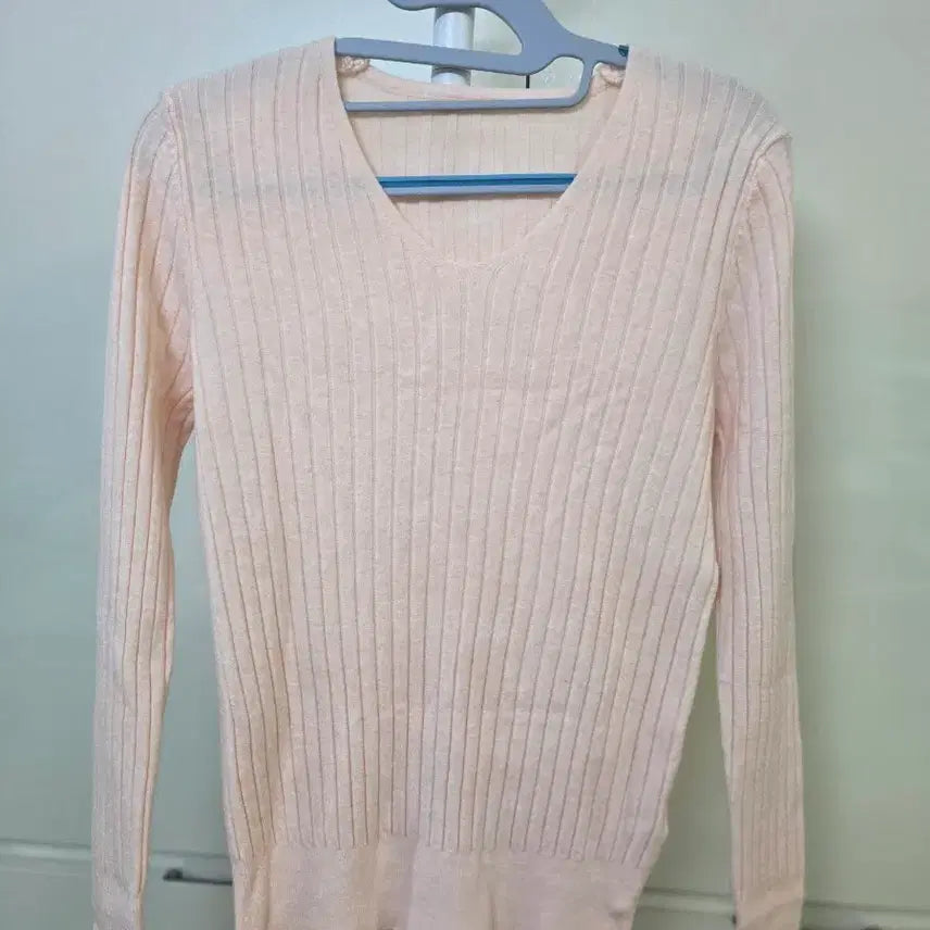 [BUNJANG] Pink V-Neck Ribbed Knit Sweater / 핑크색 브이넥 골지 니트