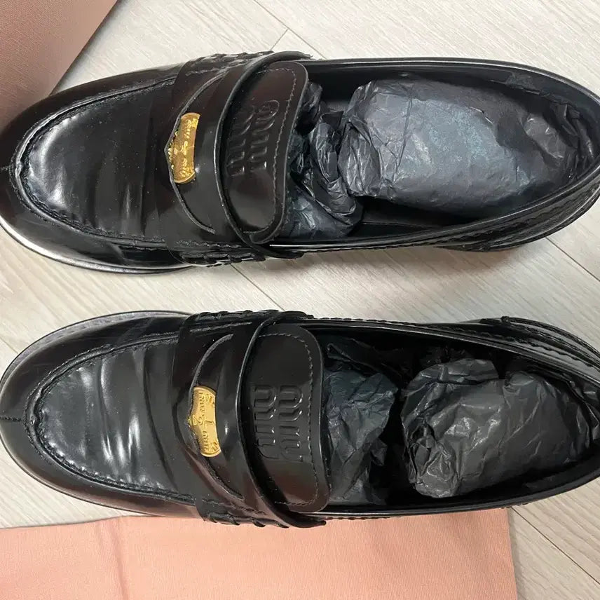 [BUNJANG] Miu Miu Leather Loafers Size 36 / 미우미우 페니로퍼 36