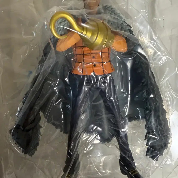 [BUNJANG] One Piece Crocodile Masterpiece Figure (Unsealed) / 개봉 양품) 원피스 크로커다일 MASTERLISE 피규어