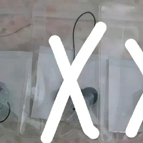 [BUNJANG] Xdinary Heroes Mini Charm Tteonan Photocard Holder (Sealed) / 엑디즈 미니참 키링 툐낸 미개봉
