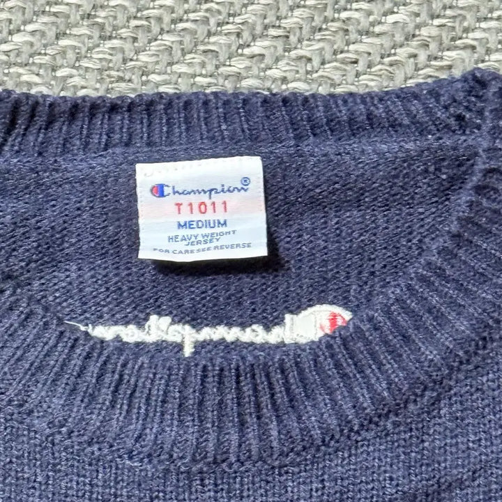 [BUNJANG] Champion Authentic Big Logo Blue Knit M / 챔피온 어센틱 빅로고 블루 니트 M