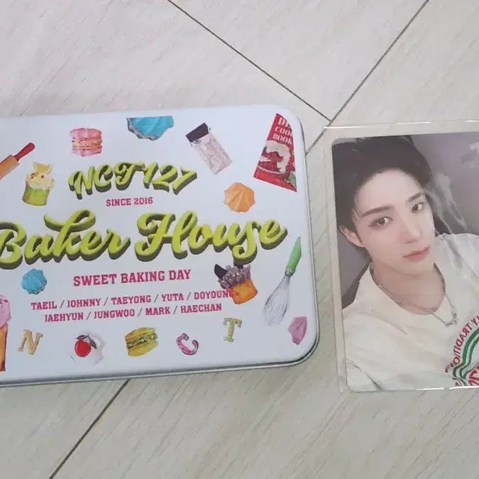 [BUNJANG] NCT 127 Baker House x Starbucks Collab Xeno Cafe Tint Case Bundle Set / NCT127 베이커 하우스+엔시티스타벅스 콜라보+제노생카 틴케이스 일괄