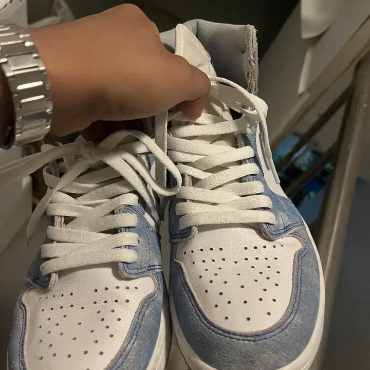 [BUNJANG] Air Jordan 1 Retro High OG Hyper Royal (US 8.5) / 조던 1 og 하이 레트로 하이퍼 로얄 265