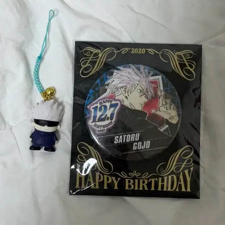 [BUNJANG] Gojo Satoru Classic Rare Birthday Can Badge &amp; Keyring Bundle Set / 일괄) 고죠 사토루 고전 희귀 생일 캔뱃지 키탄클럽 키링 가챠