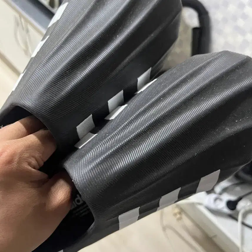 [BUNJANG] Adidas Adifom Adilette Slides Black / 아디다스 슬리퍼 블랙 삼선 아디폼 260