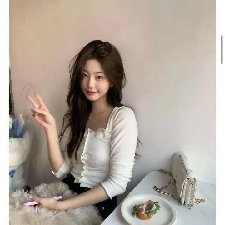 [BUNJANG] JENNIE OVEL Rayes Lace Cardigan White / 제니오 벨 레이스 가디건 화이트