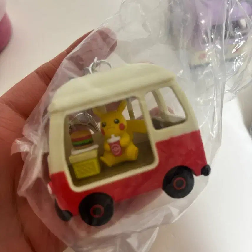 [BUNJANG] Pokemon Camping Car Keychain Set / 포켓몬 캠핑카 키링