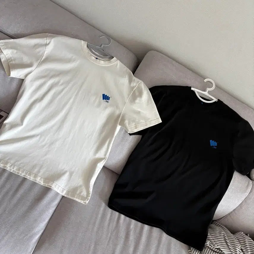 [BUNJANG] Ader Error Basic T-shirts 2-Piece Bundle (Black, White) A1 / 아더에러 기본 반팔티 2장 일괄(검, 흰) a1