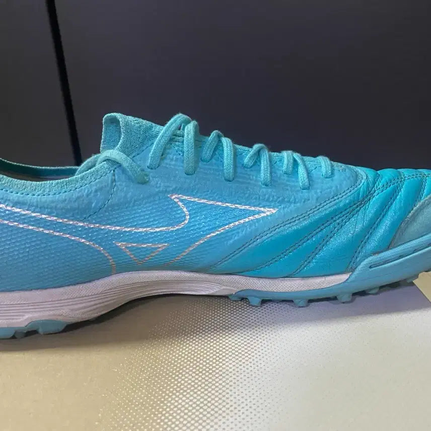 [BUNJANG] Mizuno Morelia Sala Beta Japan TF Soccer Cleats / 미즈노 모렐리아 살라 베타 재팬 tf