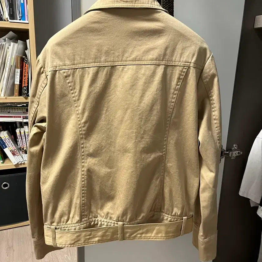 [SOLD OUT] AVV 베이지 숏 벨트 자켓
