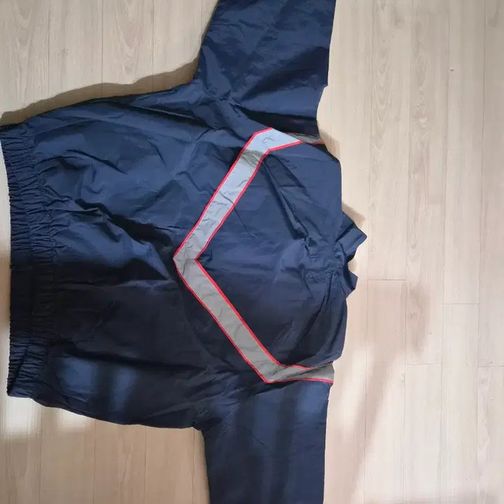 [BUNJANG] YMCLKY ARMY Training Windbreaker Top / YMCLKY ARMY 트레이닝 바람막이 상의