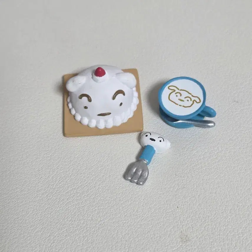 [BUNJANG] Marronnier Friends White Dog Cake, Coffee Cup, Fork Figure Gacha Bundle Set / 흰둥이 케이크,커피잔, 포크 피규어 가챠 일괄
