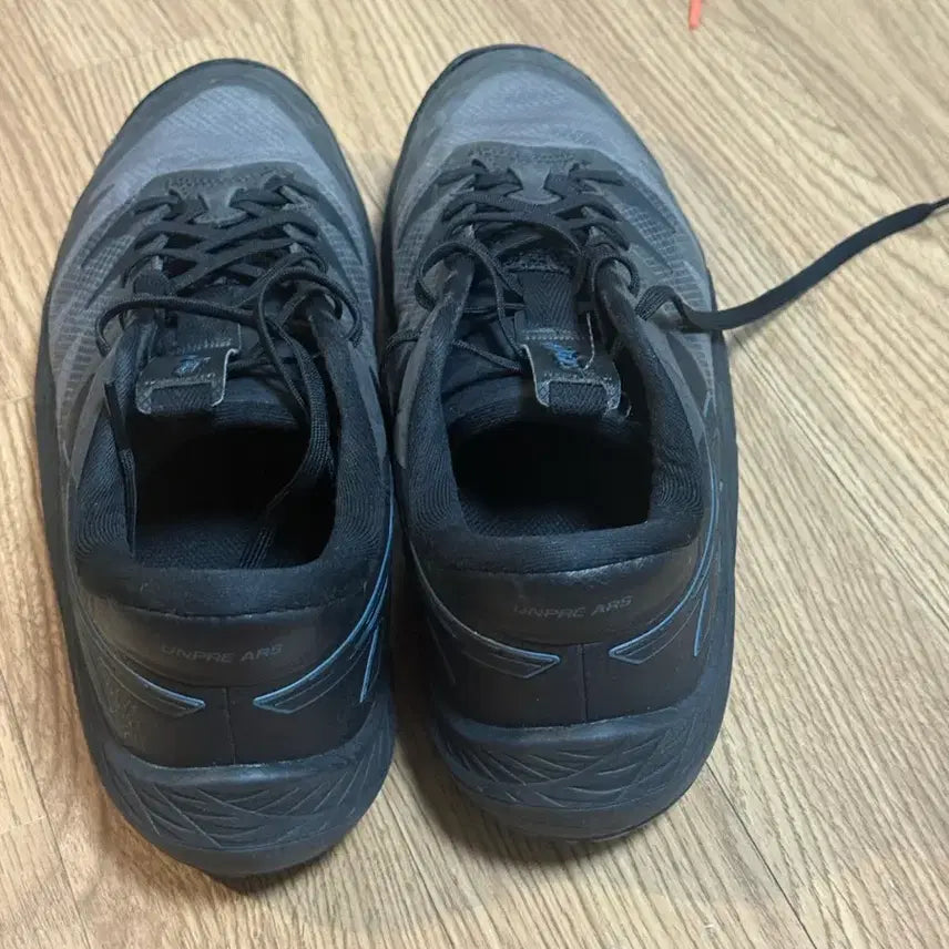 [BUNJANG] Asics Unpre Arros Low 2 Shoes / 아식스 언프레아스 로우2 270
