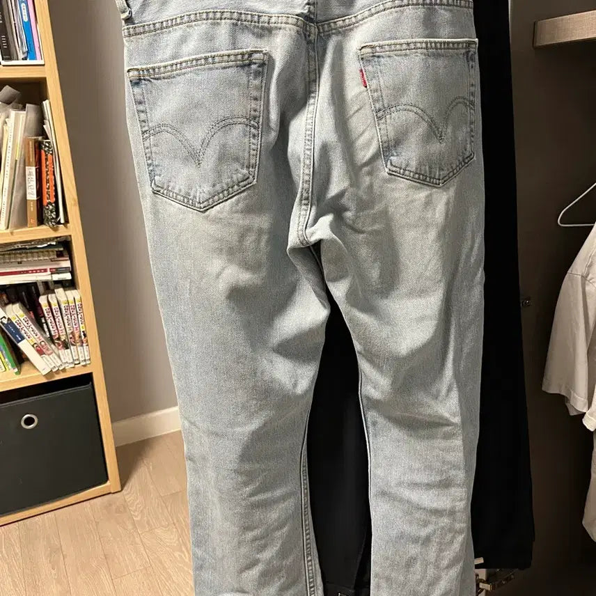 [SOLD OUT] 리바이스 505 레귤러핏 연청