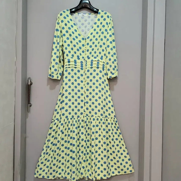 [BUNJANG] Shirring Wrap Button One-Piece Dress / 셔링 싸개콩단추 풀오픈 원피스 / 새상품