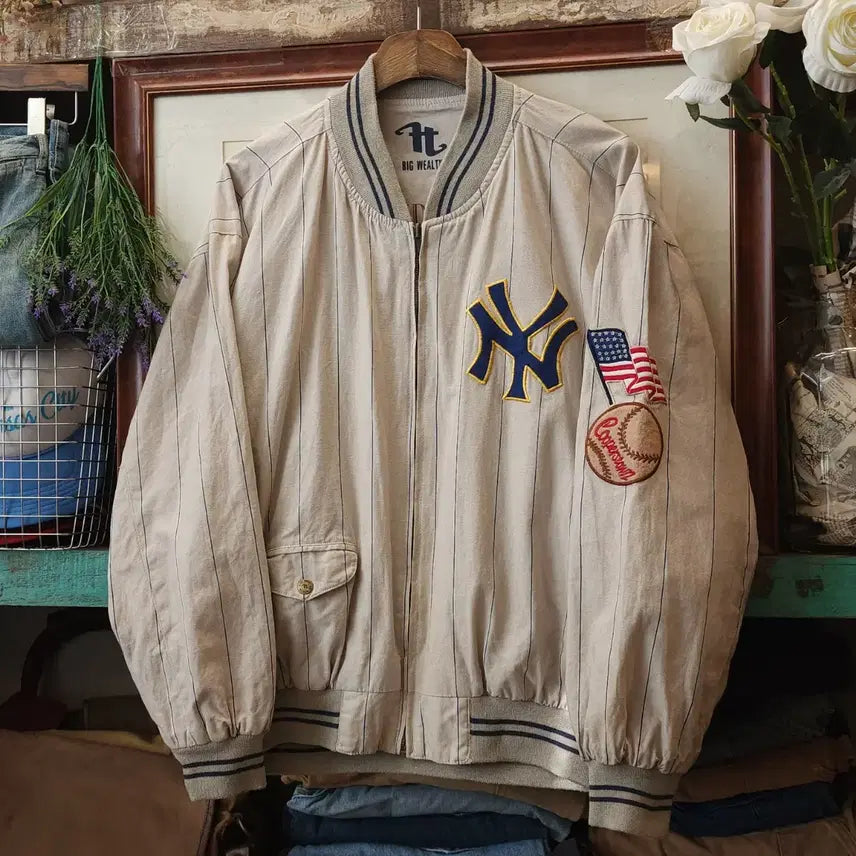 [BUNJANG] 90s New York Yankees Reversible Pinstripe Letterman Jacket M / 90s 뉴욕 양키스 레터맨 자켓 리버시블 핀스트라이프 집업 자켓 m