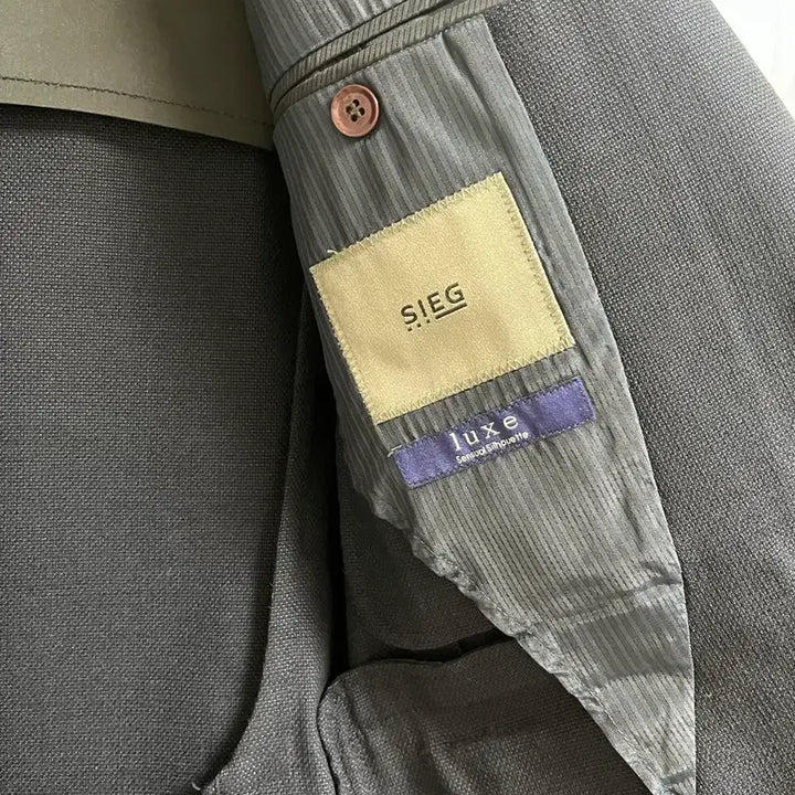[BUNJANG] SIEG Navy Suit Set / 지이크 SIEG 네이비 정장 세트