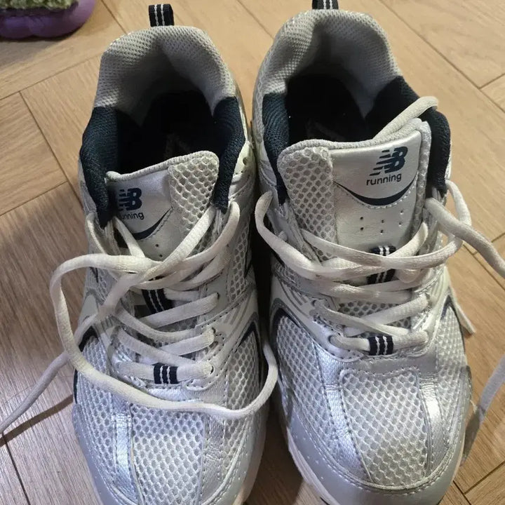 [BUNJANG] New Balance 530 Sneakers (Size 240) / 뉴발530 240사이즈